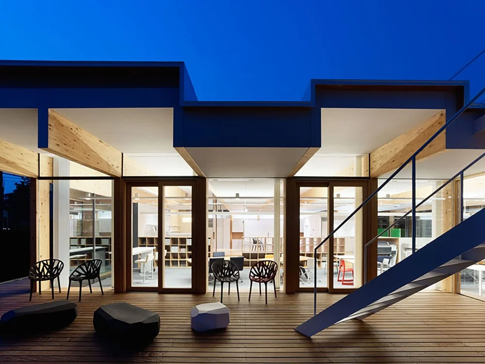 Wykorzystane przeze mnie zdjęcia do materiałów prasowych i prezentacyjncyh [url=http://homepage2.nifty.com/AUAU/] AUAU Architects [/url] zrobił [url=http://www.masayayoshimura.com/] Masaya Yoshimura[/url].