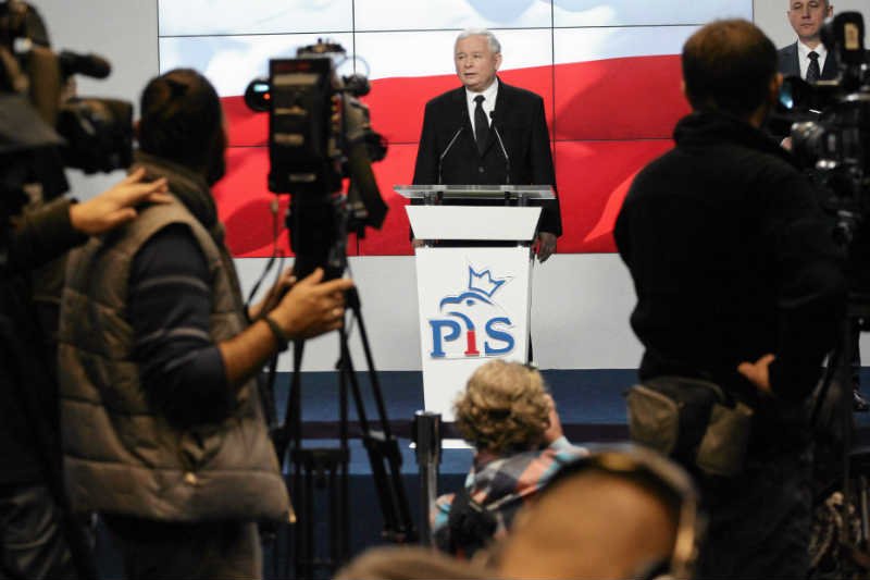 PiS po wyborach szykuje szturm na media publiczne.