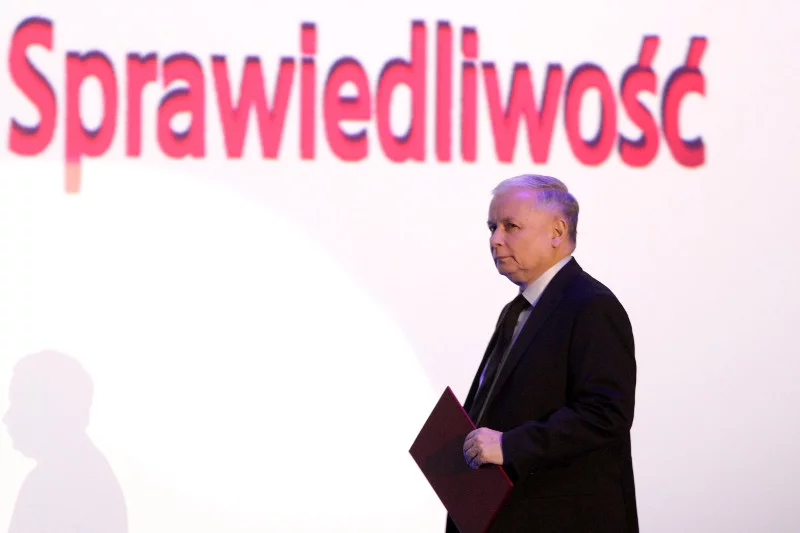 Grzegorzowi, Janowi Marii i Konradowi Tomaszewskim, kuzynom Jarosława Kaczyńskiego, wygrane przez PiS wybory przyniosły nową pracę, zarobki lub wyzwania. Ale czy podołają zadaniu?