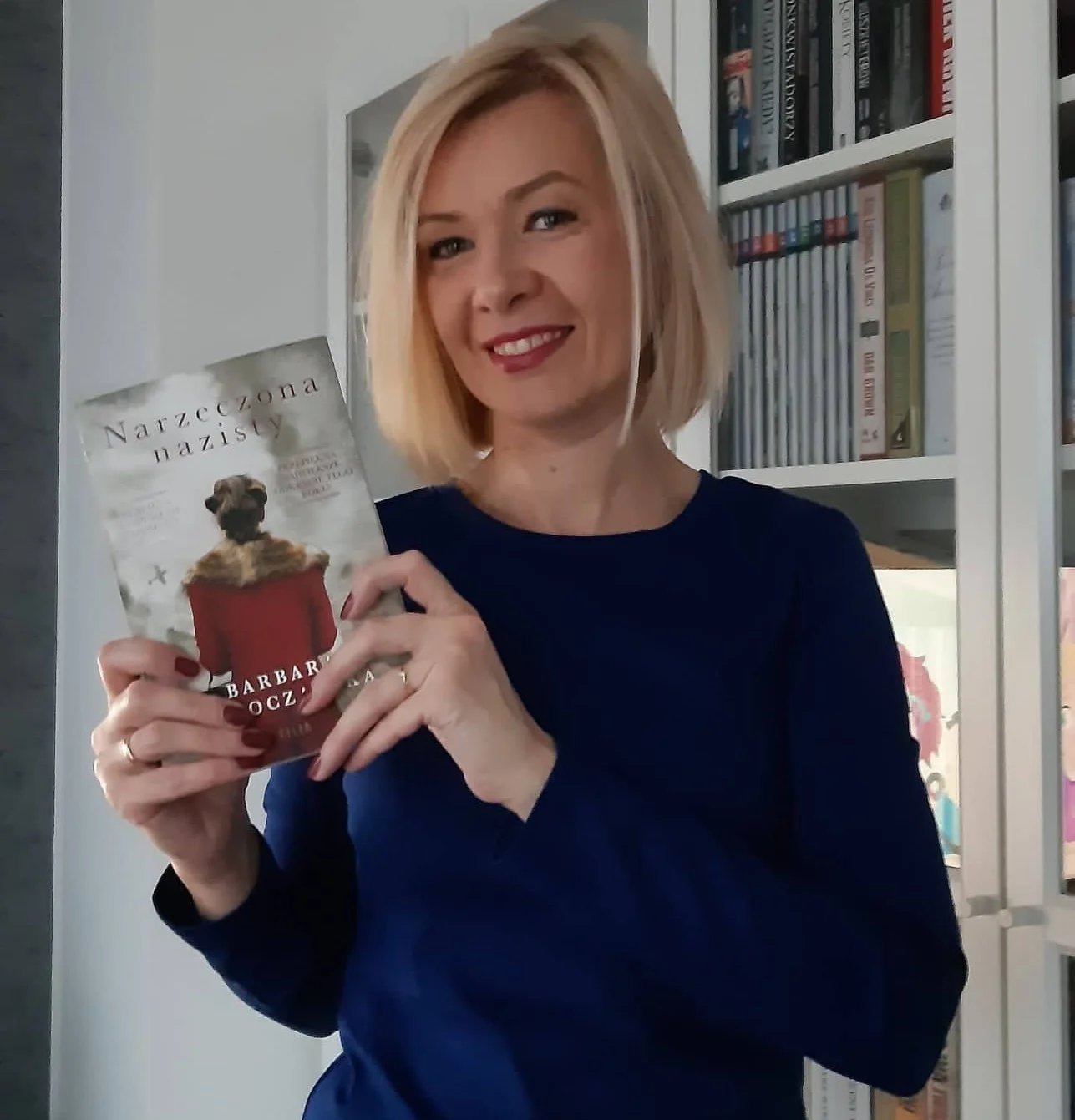 Barbara Wysoczańska debiutowała książką "Narzeczona nazisty", która stała się bestsellerem. 23 lutego 2022 ukaże się jej druga powieść "Siła kobiet"