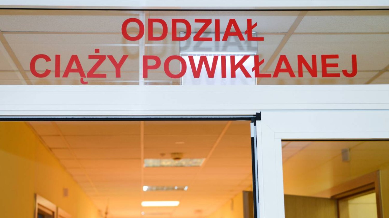 Czekała na terminację ciąży 22 dni. Roksana Kowalczyk bała się o życie
