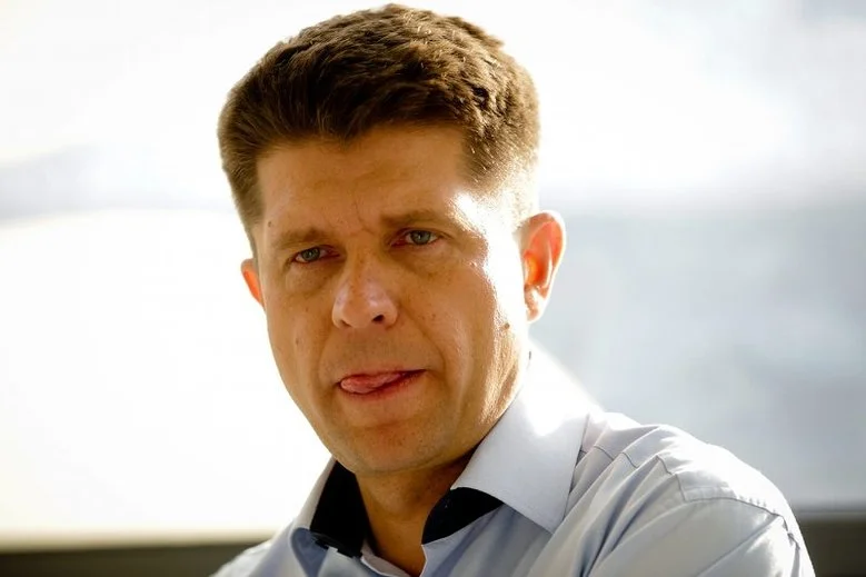 Co się mówi na pożegnanie? Dla Ryszarda Petru odpowiedź na to pytanie nie jest łatwa...