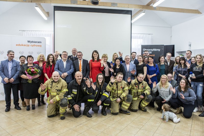 W Kozerkach koło Grodziska Mazowieckiego otwarto 100. Pracownię Orange. Tą uroczystością Fundacja Orange chciała symbolicznie uświetnić rok 100-lecia odzyskania przez Polskę niepodległości
