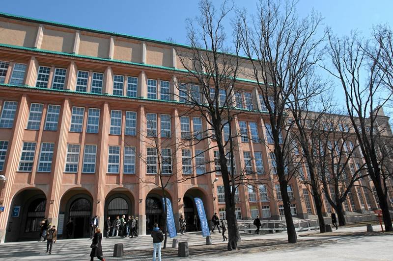 W rankingu "Financial Times" SGH znalazła się na 76. pozycji wśród najlepszych europejskich szkół biznesowych