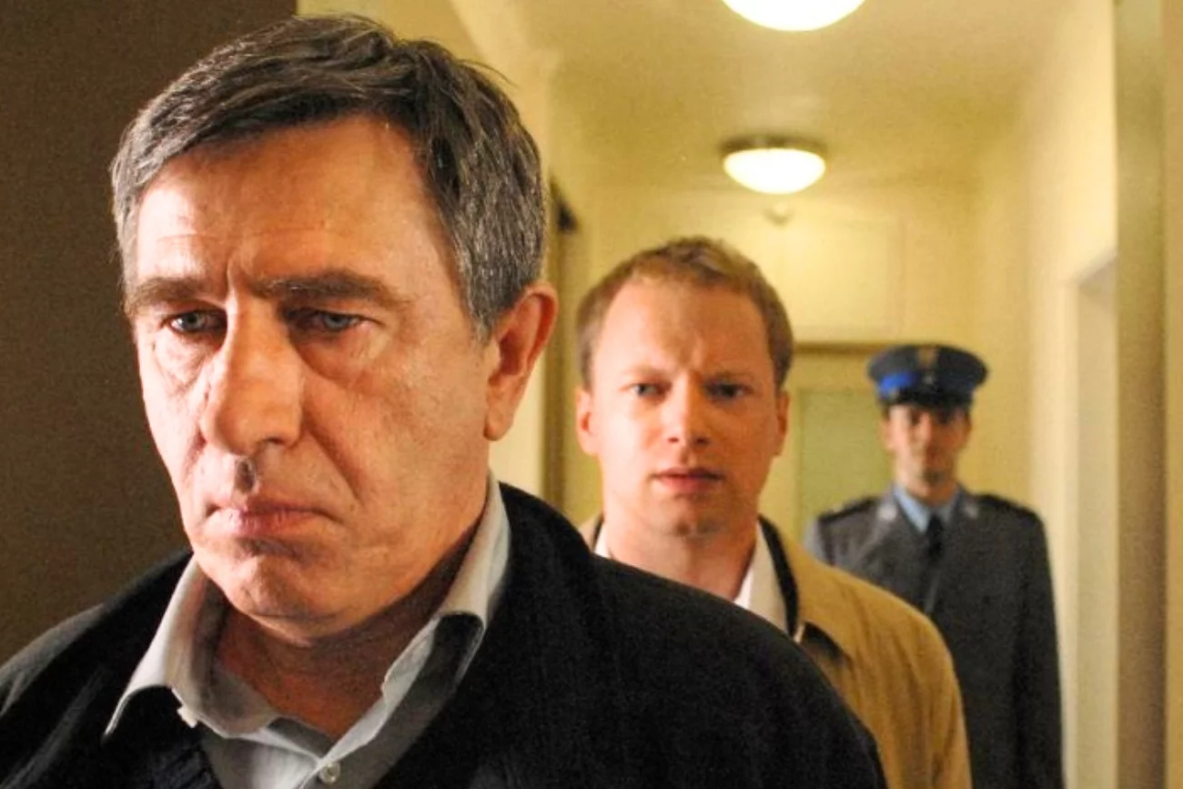 Uchodzi za jeden z najlepszych polskich seriali. Kryminalny hit ma powrócić po 17 latach Kultowy serial "Glina" z Radziwiłowiczem ma powrócić po 17 latach