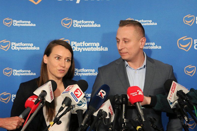 Posłowie PO reagują ws. afery podkarpackiej. Chcą statusu świadka koronnego dla Macieja M.