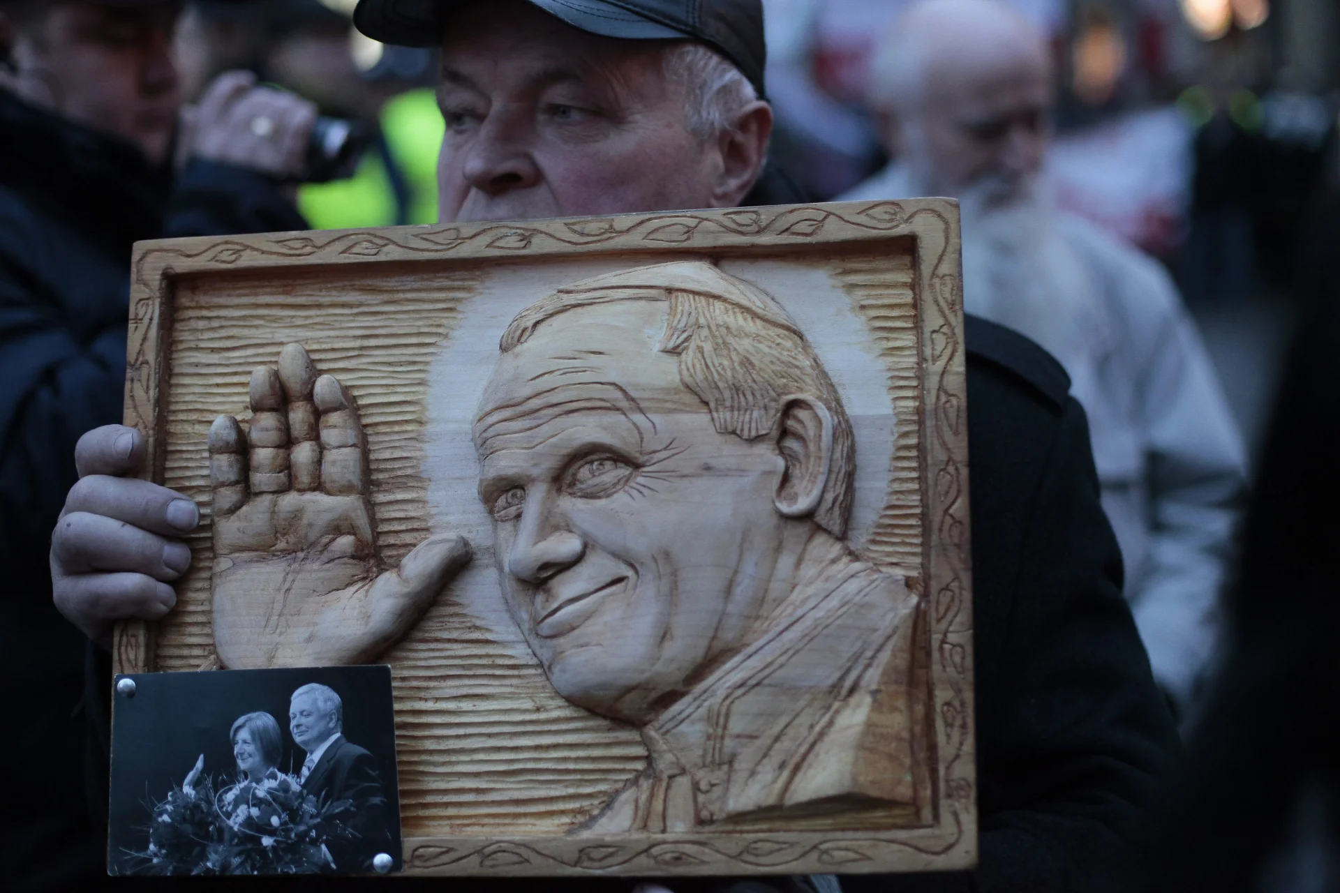 Czy miesięcznice smoleńskie to wydarzenie religijne?