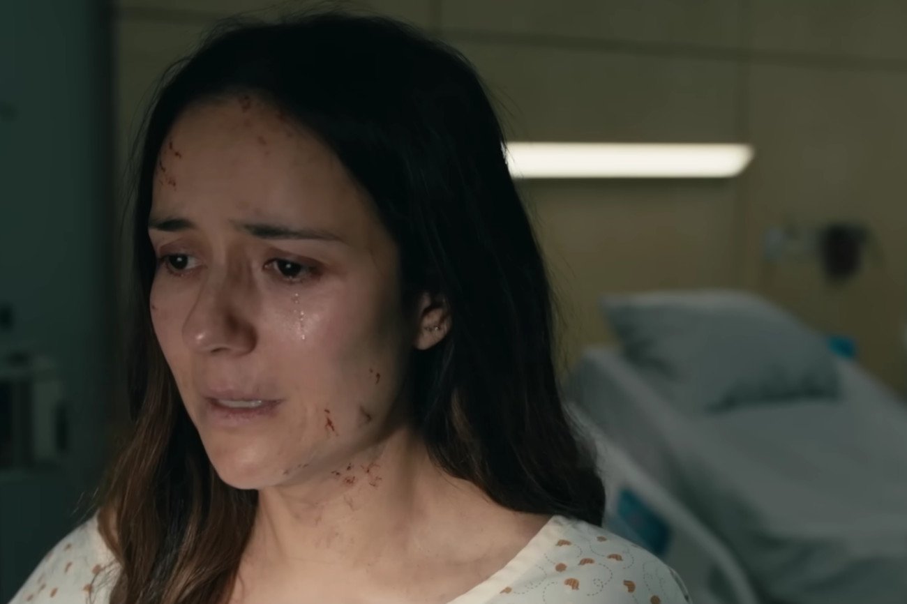 Kim jest Sandino Moren? Gwiazda serialu "Stamtąd".