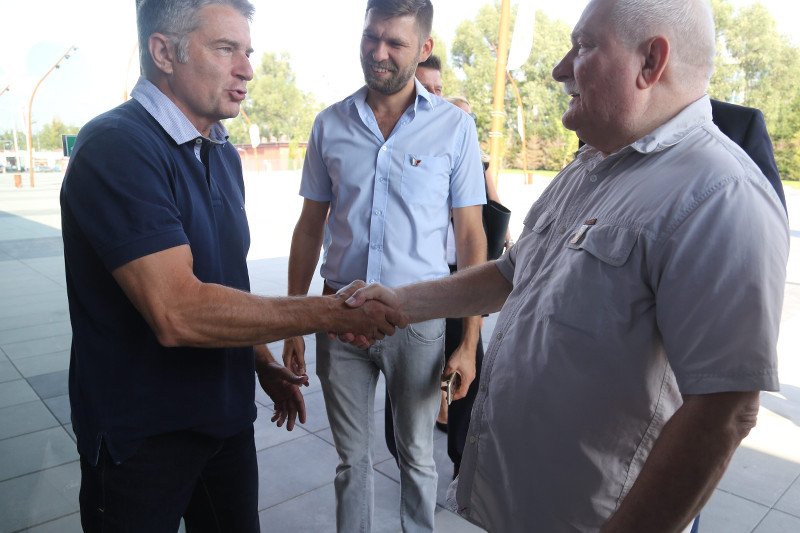 Władysław Frasyniuk i Lech Wałęsa łączą siły przeciwko PiS. Kto jeszcze do nich dołączy?