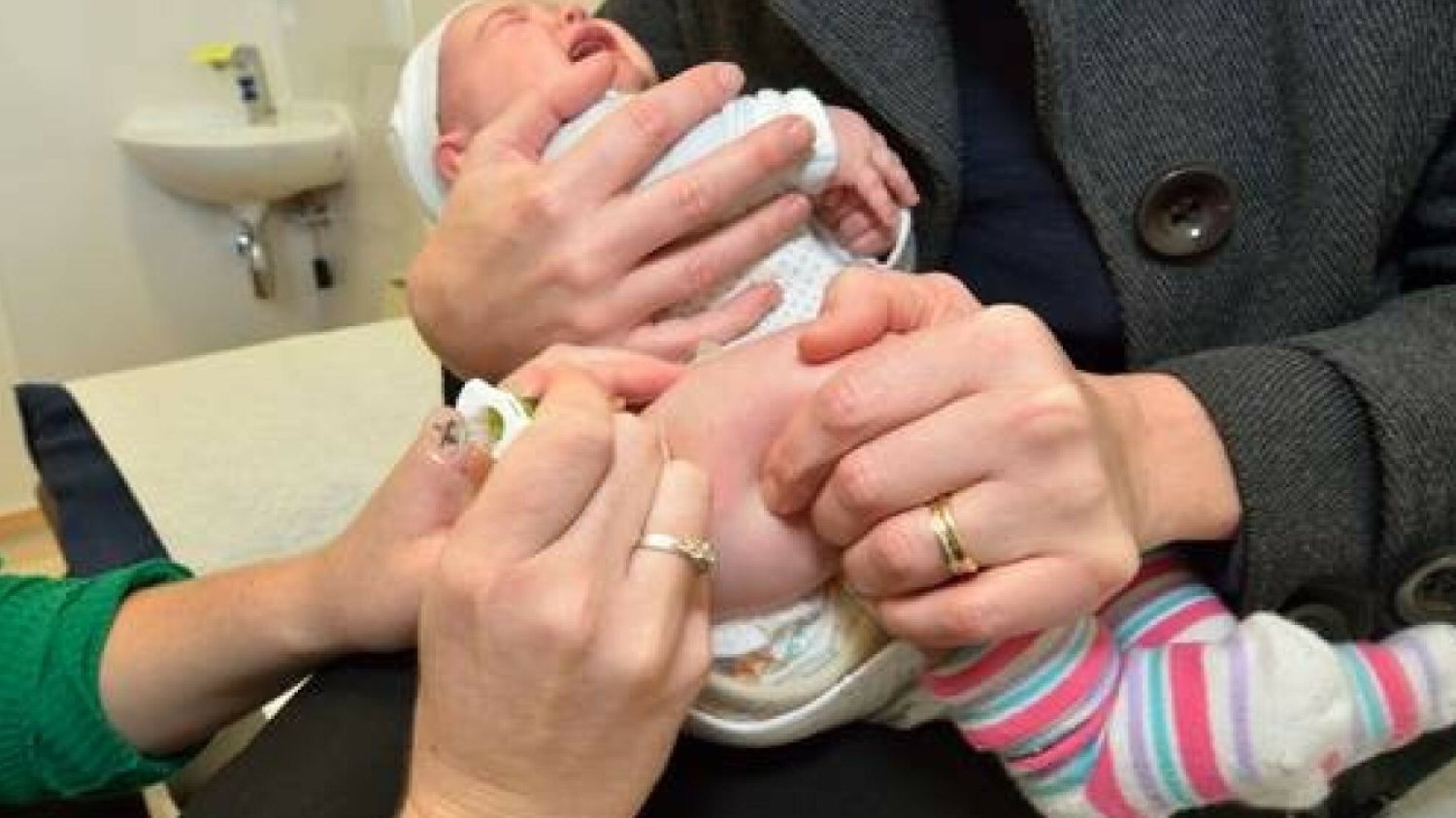 Trybunał uznał obowiązkowe szczepienia ochronne za zgodne z ustawą zasadniczą.
