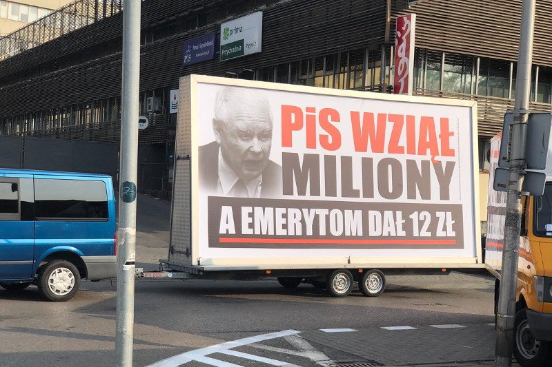 Kampania wystartowała pod siedzibą PiS.
