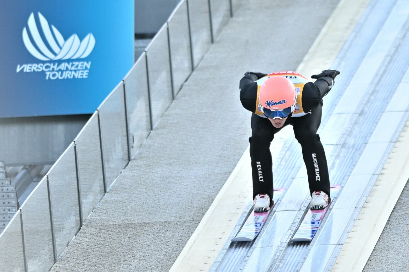 Dawid Kubacki w serii próbnej znalazł się na podium. Jak będzie podczas niedzielnego konkursu?