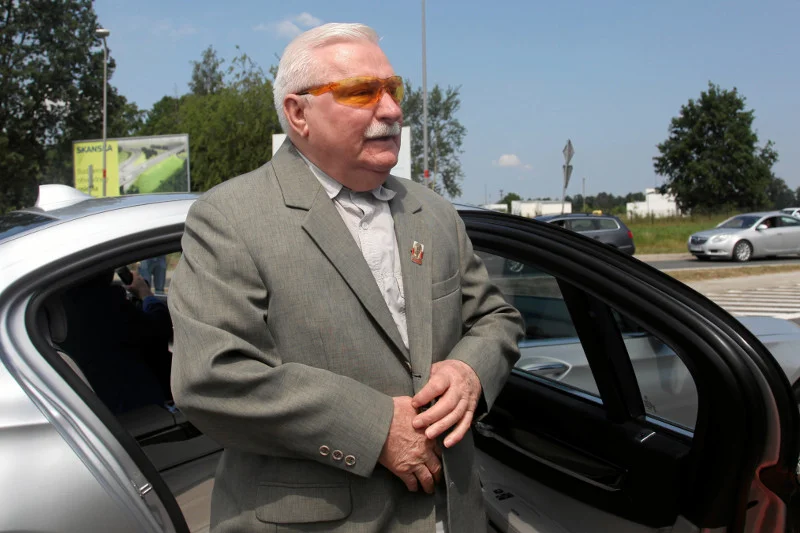 Wpis Lecha Wałęsy o broni z pewnością nie pomoże w obronie SN.