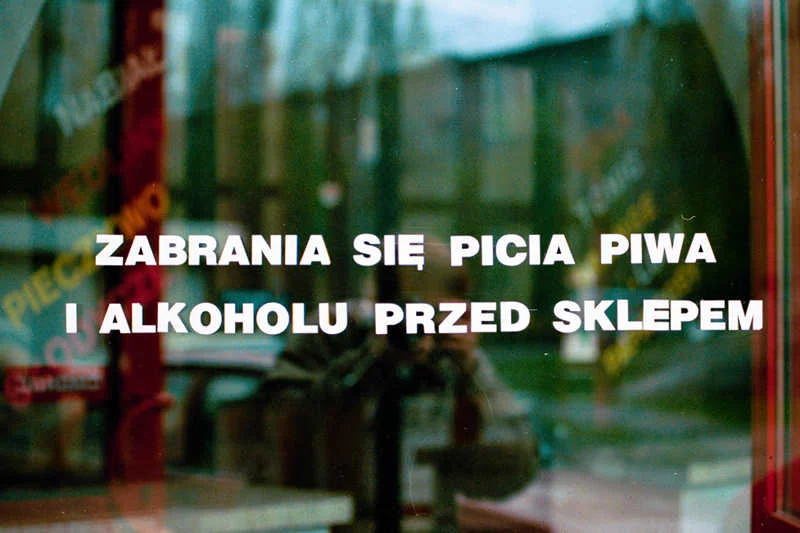 Biskupi w walce z alkoholem. Chcą wyższych cen i zakazu reklamy piwa.