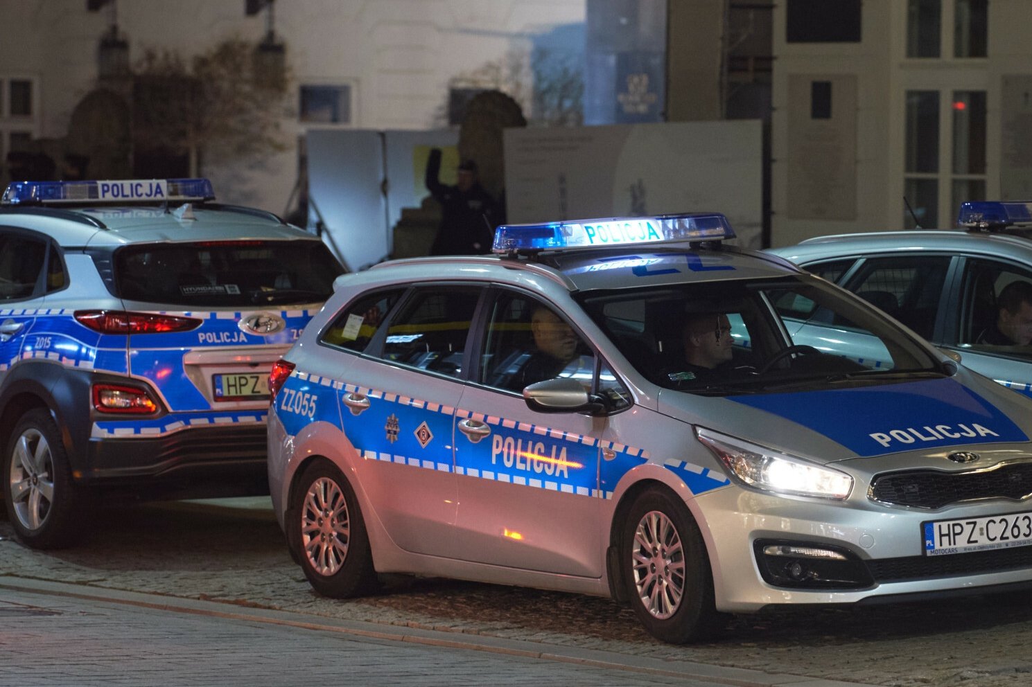 Atak nożownika w szkole w Warszawie. Doszło też do bójki (zdjęcie ilustracyjne).