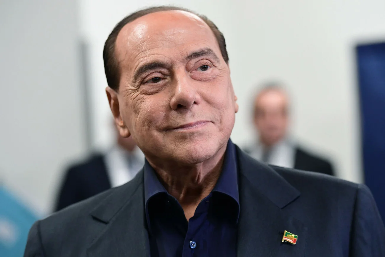 Otwarto testament Berlusconiego, media ujawniły, jak zostanie podzielona wielka fortuna