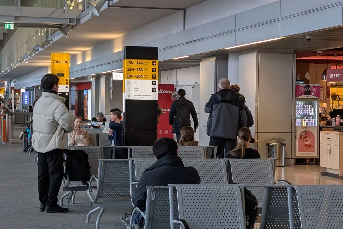 Pasażerowie na polskich lotniskach będą dotkliwiej karani Będą zmiany w karach dla pasażerów