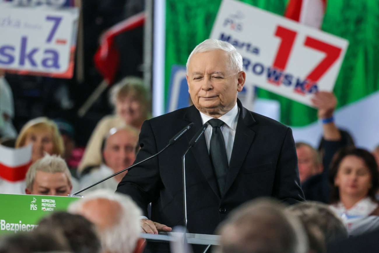 Kaczyński nie na debacie, a w Przysusze. O tym mówił wyborcom na wiecu