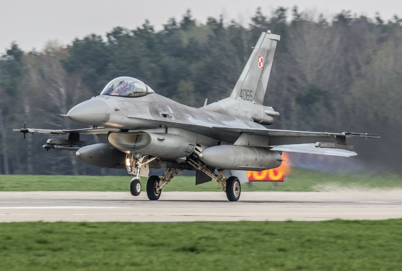 Wojna w Ukrainie. Wojsko poderwało myśliwce na granicy. Jest komunikat.