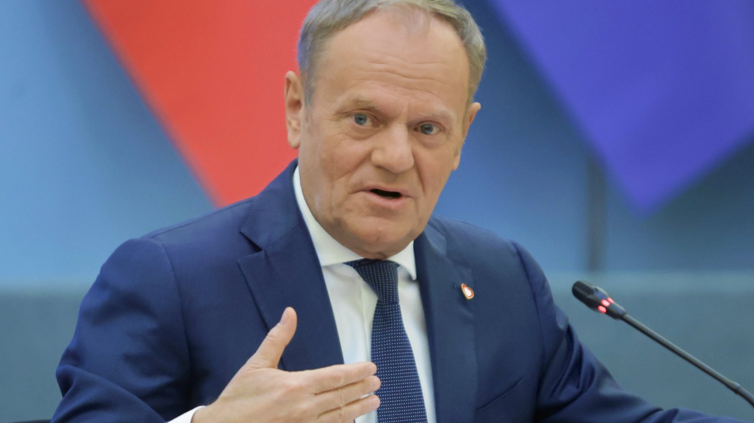 Tusk wbił szpilę Nawrockiemu i jego ludziom. "Pierwsze koty za płoty"