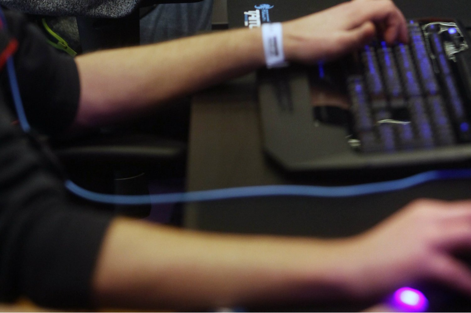 !8-letni gracz z Warszawy został zatrzymany przez policję.