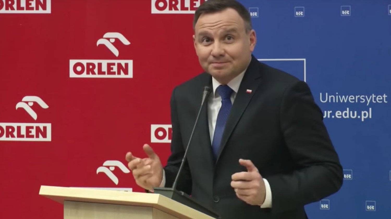 Wypowiedź prezydenta Andrzeja Dudy z przesłaniem "cały czas czegoś się uczę" została nominowana w plebiscycie "Srebrne Usta" w radiowej Trójce.