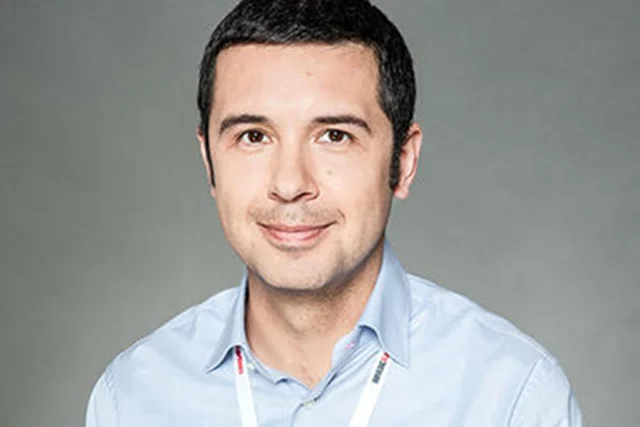 Komponował muzykę, ale kiedy przeszedł do biznesu w 9 lat został milionerem.