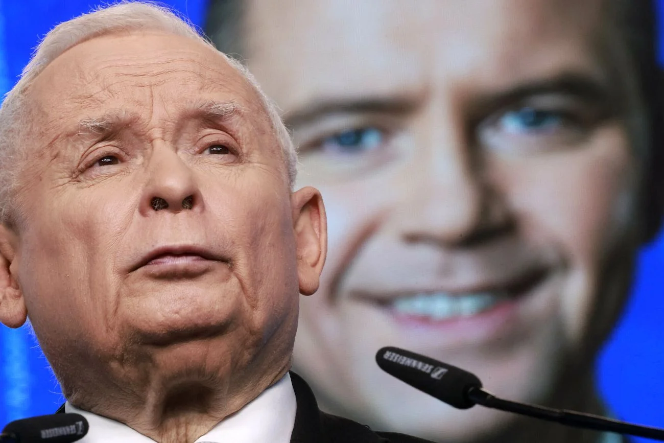 Większość Polaków nie wierzy w niezależność Nawrockiego od PiS i Kaczyńskiego
