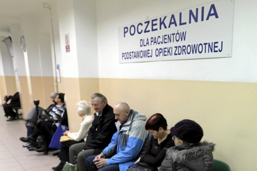 Tylko w ubiegłym tygodniu na grypę w Polsce zmarły cztery osoby, a zachorowało ponad ćwierć miliona Polaków.