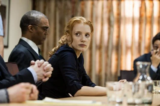 Jessica Chastain jako agentka Maia we "Wrogu numer jeden"
