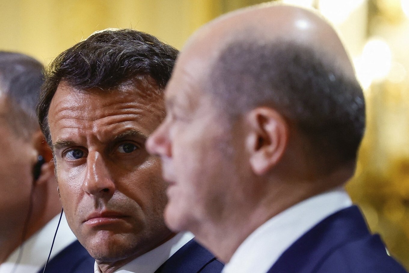 Macron a wojna w Ukraine. Ujawniono, co do czego namawiał Scholza i Bidena.