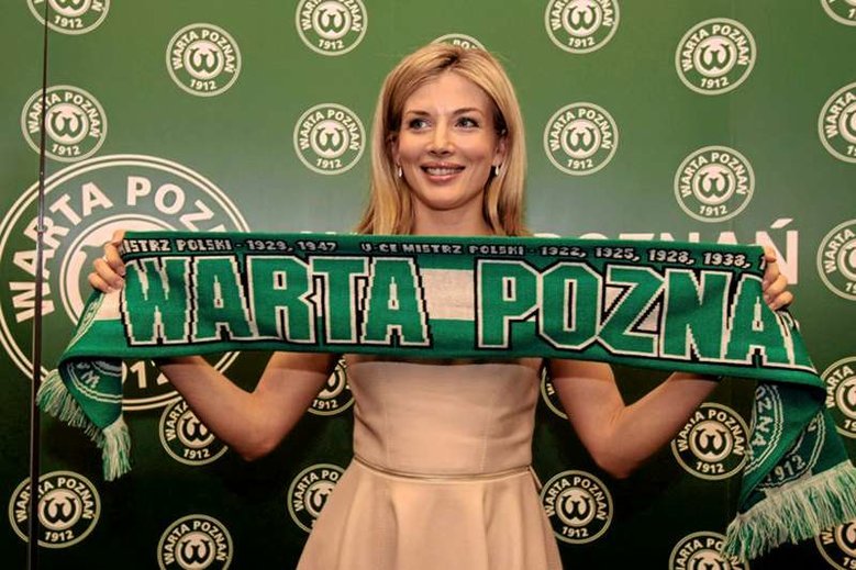 Izabella Łukomska - Pyżalska była kiedyś modelką, pozującą w pismach dla panów. Ostatnio była też prezesem Warty Poznań.