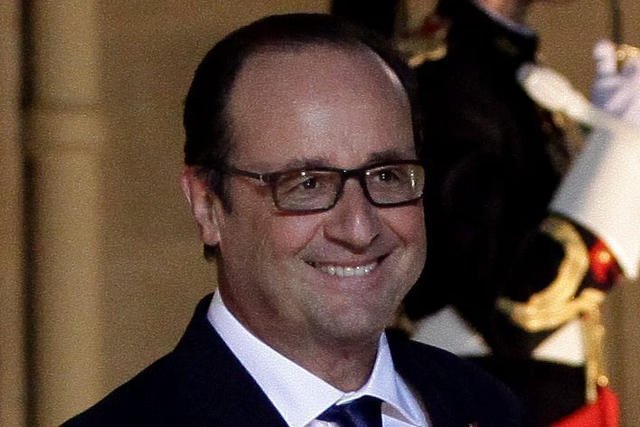 Prezydent Francji zamierza dotrzymać zobowiązań względem przyjmowania uchodźców.