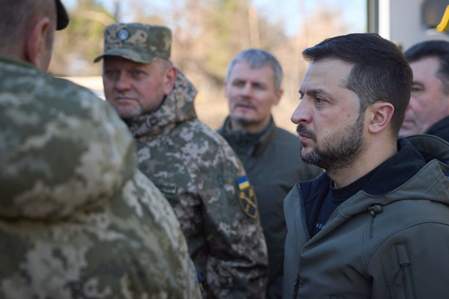 Chaos w Ukrainie. W tle pogłoski i dementi ws. rezygnacji gen. Załużnego.