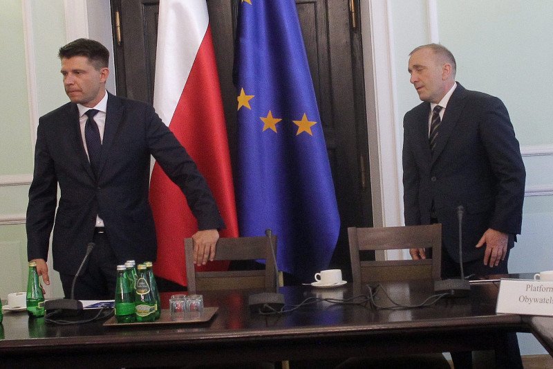 Ryszard Petry i Grzegorz Schetyna to dwóch całkiem innych liderów. Teraz muszą współpracować, żeby pokonać PiS. Tylko czy to się uda?