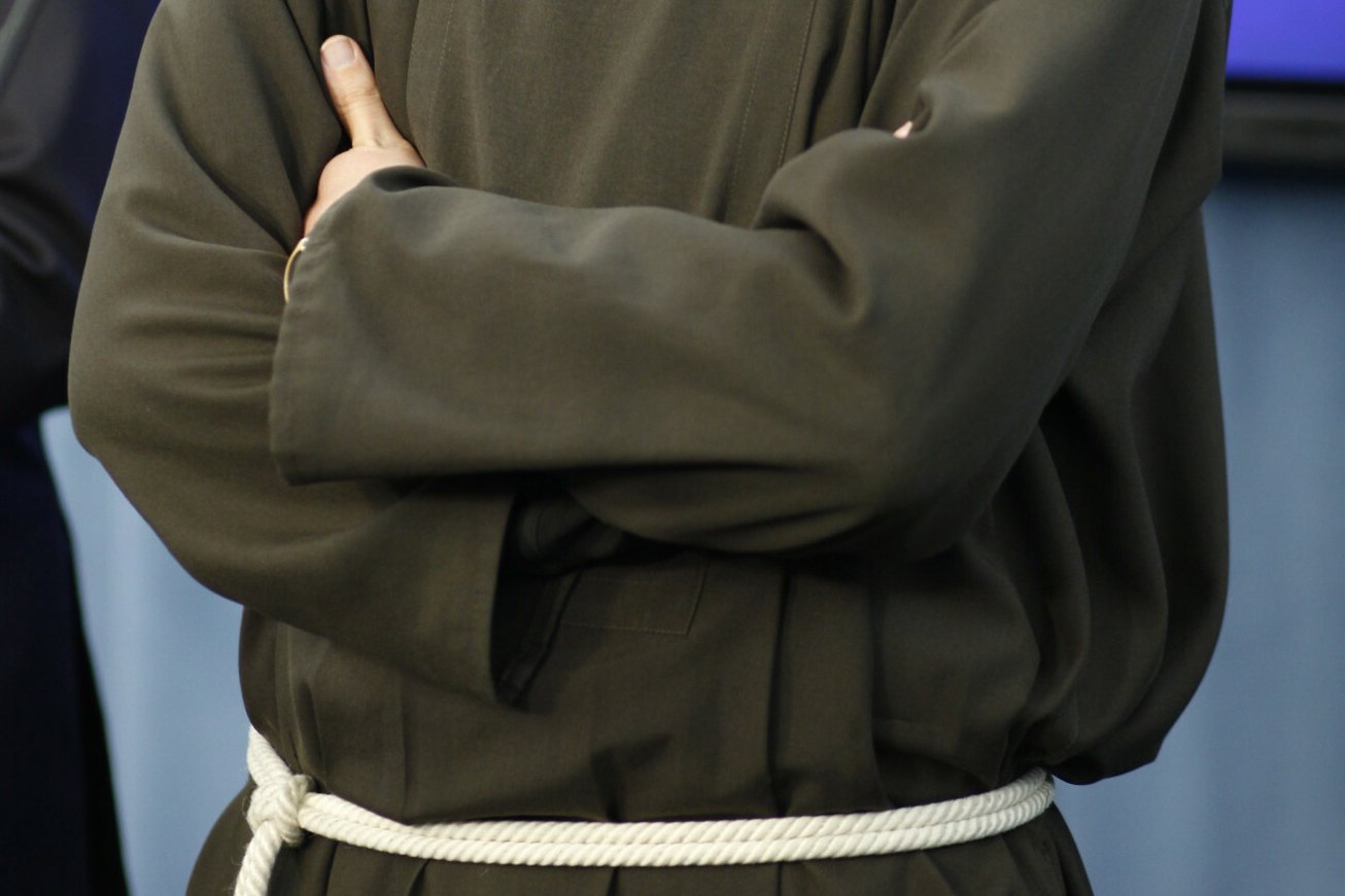 Ksiądz z Lubina do więzienia. Kara dla dyrektora za dziecięcą pornografię