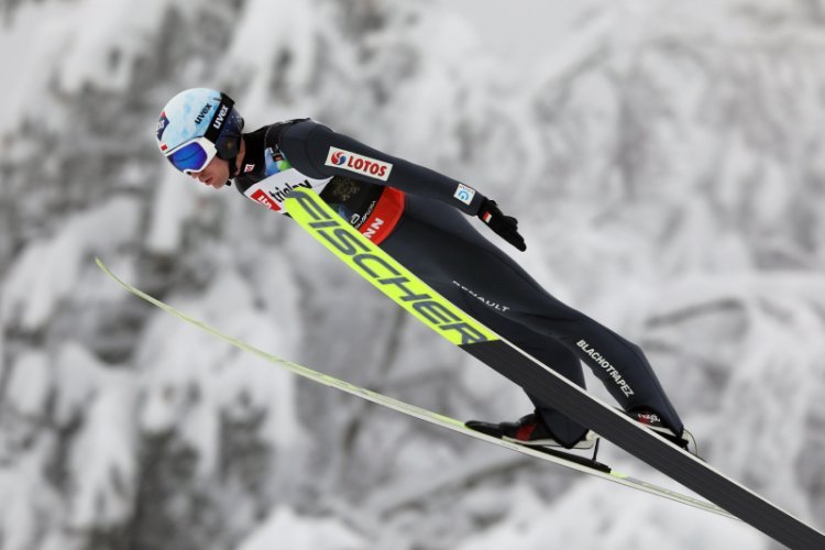 Kamil Stoch na prowadzeniu po pierwszej serii konkursu w Oberstdorfie!