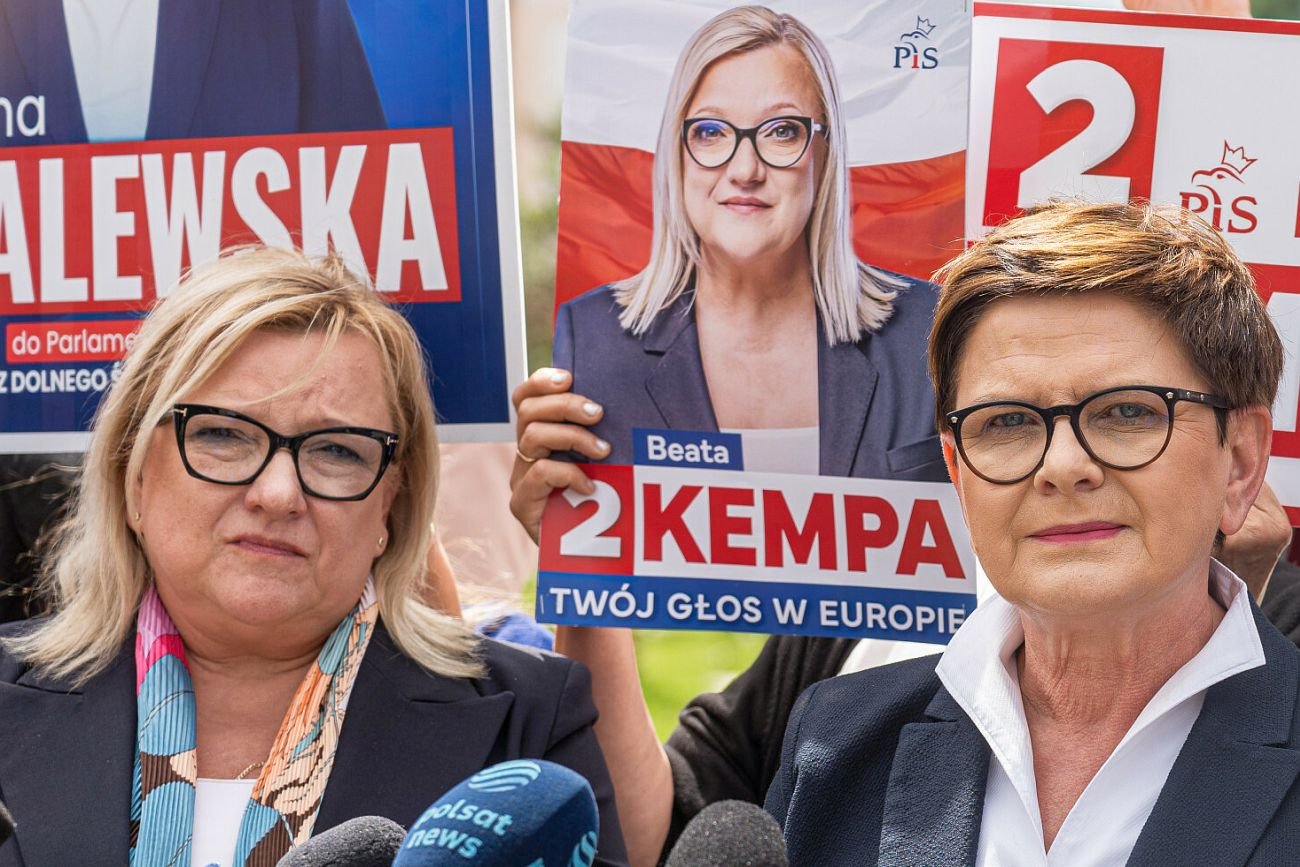 Projekt psucia państwa zaczęły Beata Szydło z Beatą Kempą