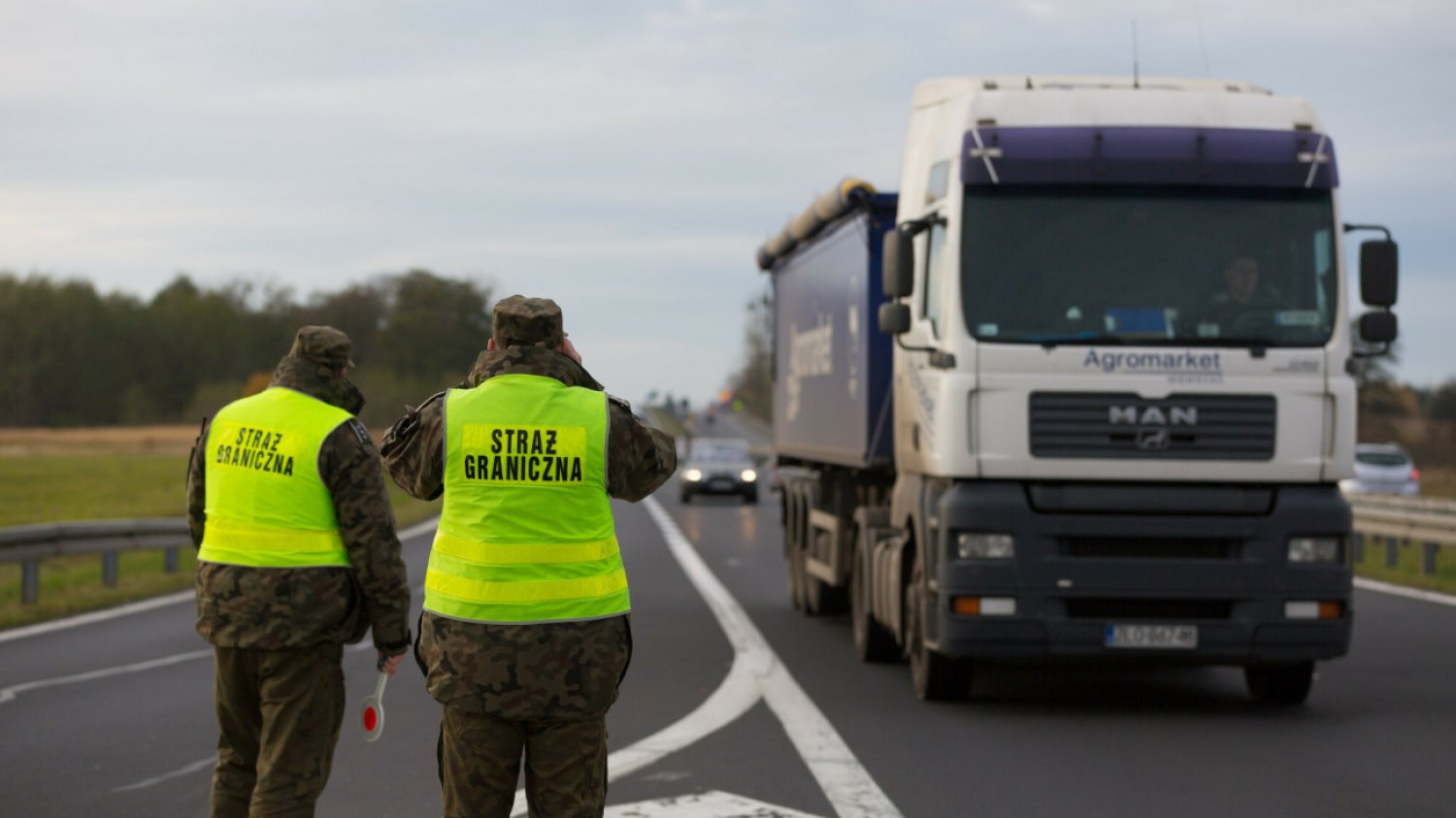 Pryszczyca pojawia się w kolejnych krajach europejskich, dlatego wzmożone zostały kontrole graniczne.