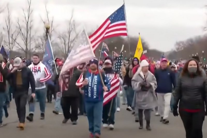 Protestujący pod Kapitolem tracą pracę.