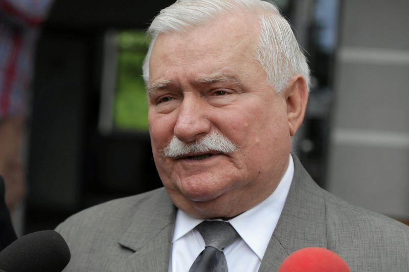 Lech Wałęsa: Kopacz nie powinna od razu zabierać się za wielkie rzeczy. "Życzę jej mądrej twardości"