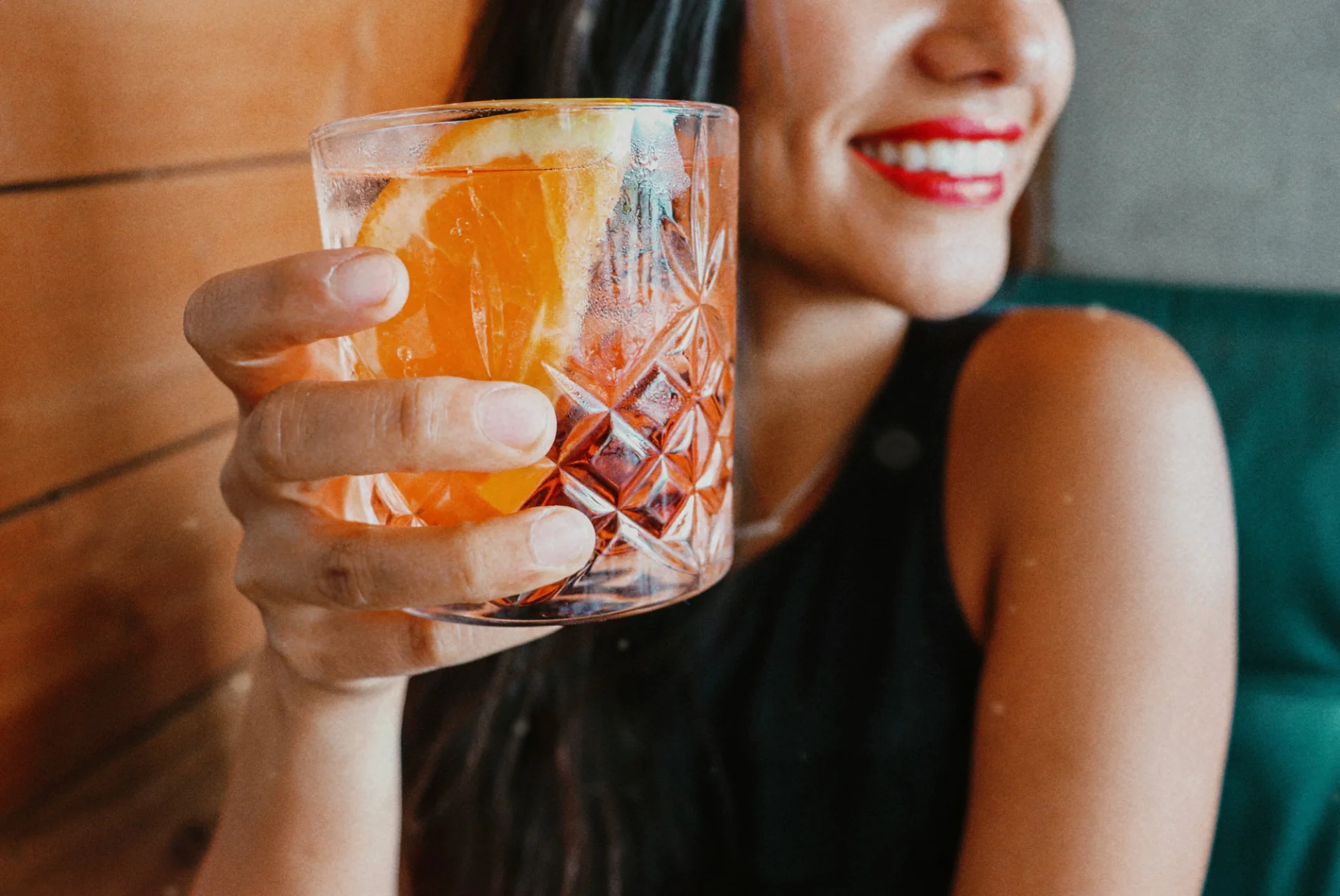 Dry January jest coraz popularniejszy. Rezygnacja z alkoholu wiąże się z wieloma korzyściami zdrowotnymi