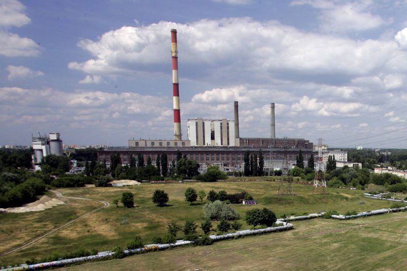 Elektrownie w Polsce produkują mniej energii niż potrzeba.