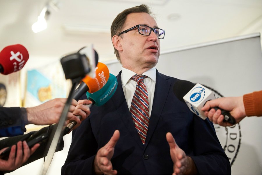 Jan Szarek łączy w IPN dwie pasje. Pierwszą jest praca, a drugą podróże.