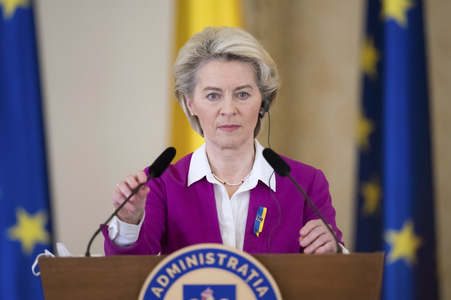 Szefowa KE domaga się utworzenia korytarzy humanitarnych. Szefowa KE domaga się utworzenia korytarzy humanitarnych.