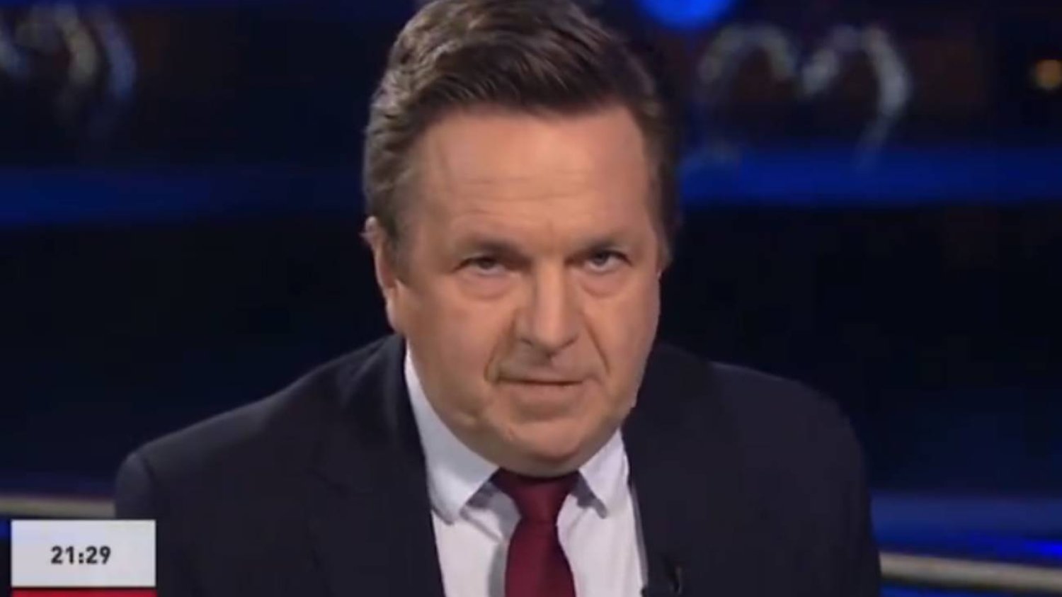 Dziennikarz TVP przerwał program i przeprosił. Niewiarygodne zdania