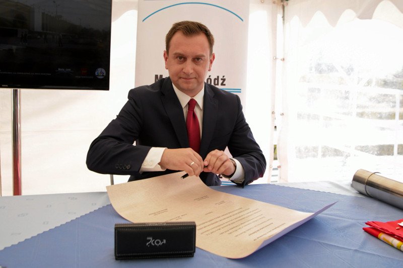 Tomasz Trela zapowiada, że miejscy urzędnicy będą bronić programu in vitro przed ewentualnym zamknięciem.