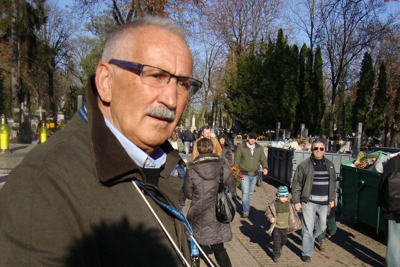 Paweł Deresz sprzeciwia się decyzji prokuratury o ekshumacji zwłok jego żony. Bezskutecznie, bo jak się dowiedział, ekshumacja nastąpi już w kwietniu, wbrew woli rodziny i nie czekając na wyrok Trybunału Konstytucyjnego.