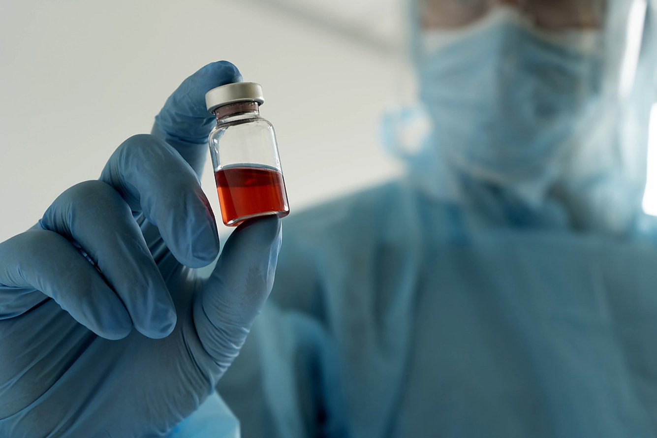 Sotrovimab — nowy lek na covid-19 zatwierdzony w USA. Jak działa? [SKŁAD]