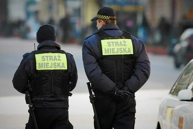 15 strażników miejskich zostało zatrzymanych w Katowicach. Są podejrzani o korupcję.